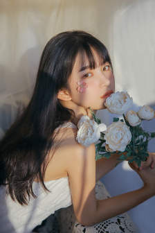 彩衣旬果